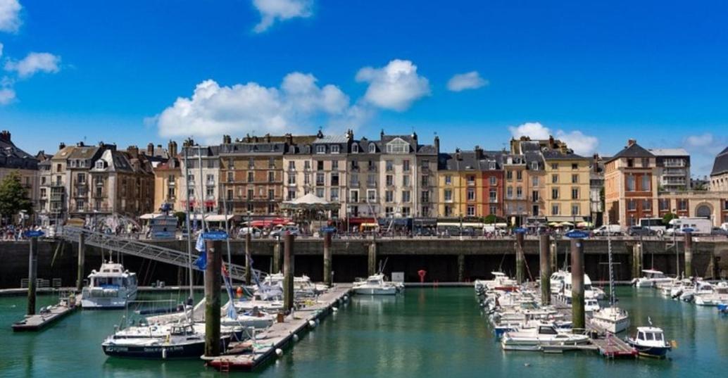 Bienvenue Chez Anais ! Hotel Biville-sur-Mer Buitenkant foto