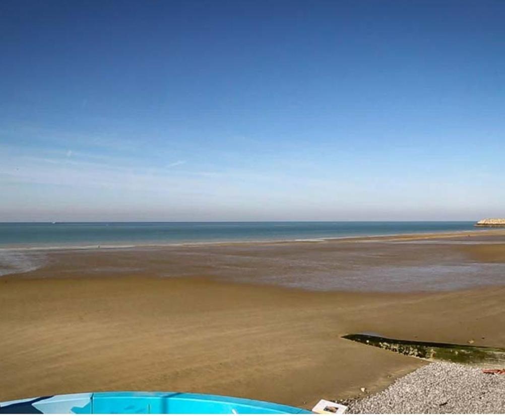 Bienvenue Chez Anais ! Hotel Biville-sur-Mer Buitenkant foto